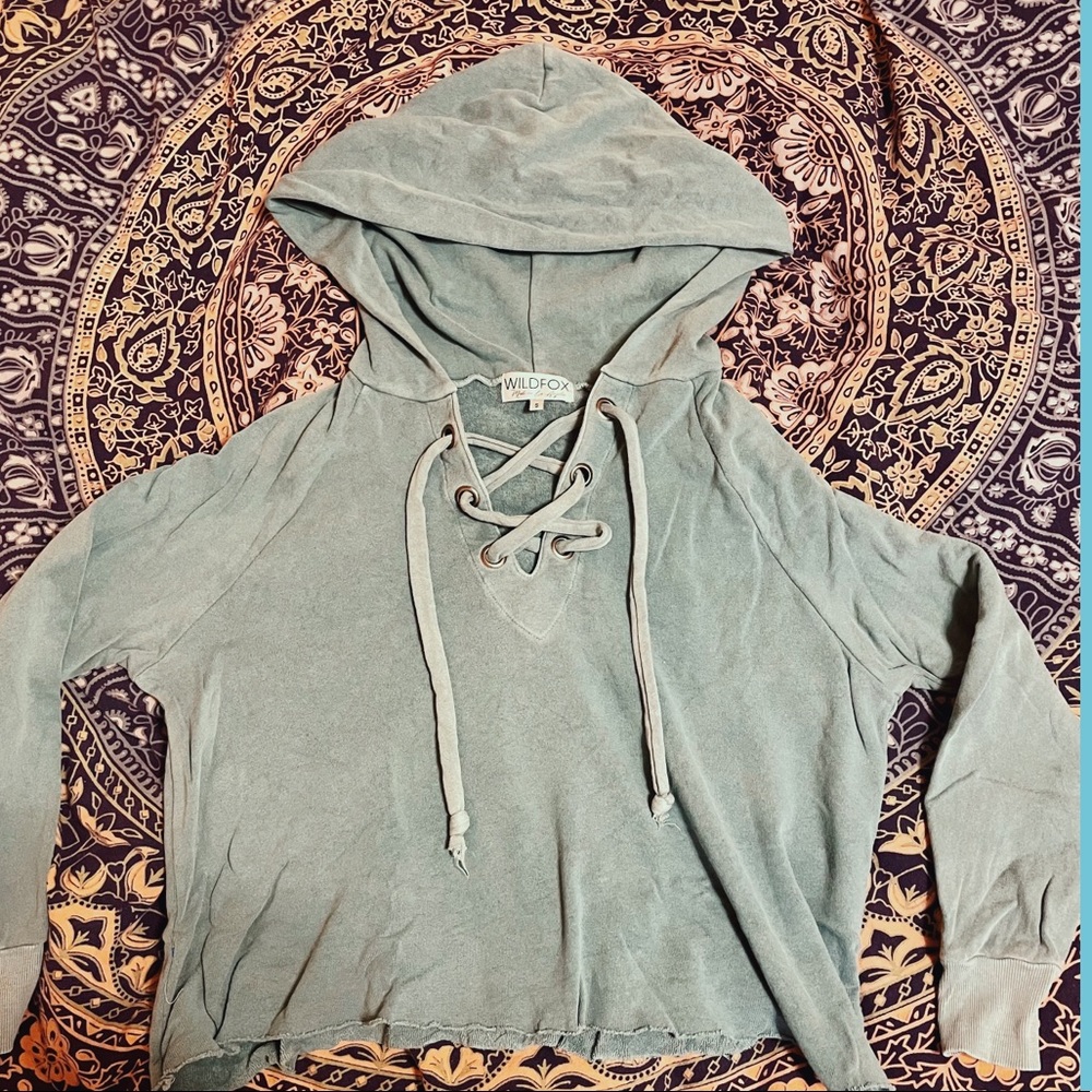 WILDFOX HOODIE
